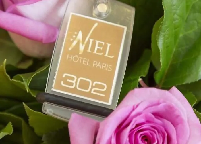 Elysees Niel מלון
