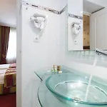 Hotel Elysees Niel
