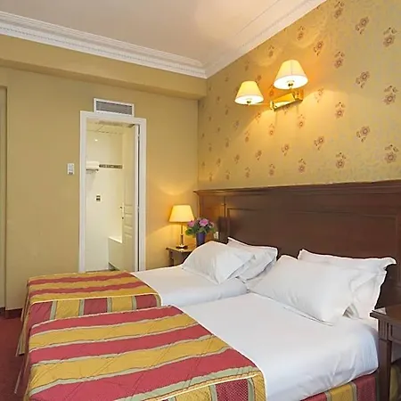 Elysees Niel Hotel 3*