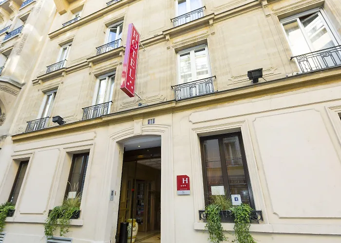 Hotel Elysees Niel 3*
