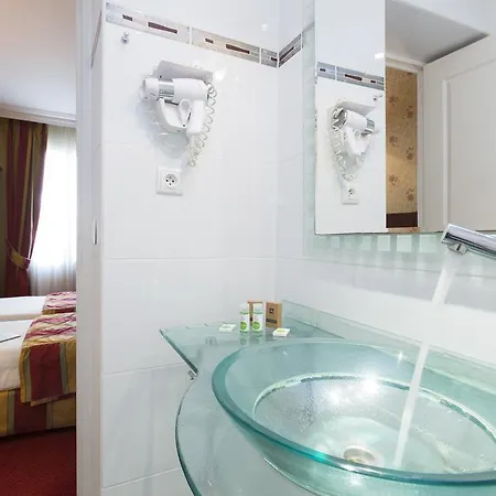 Hotel Elysees Niel