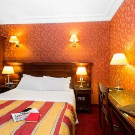 Elysees Niel Hotel