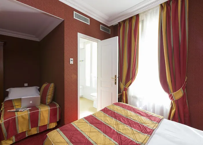 Elysees Niel Szálloda Párizs