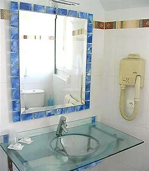 Elysees Niel Szálloda